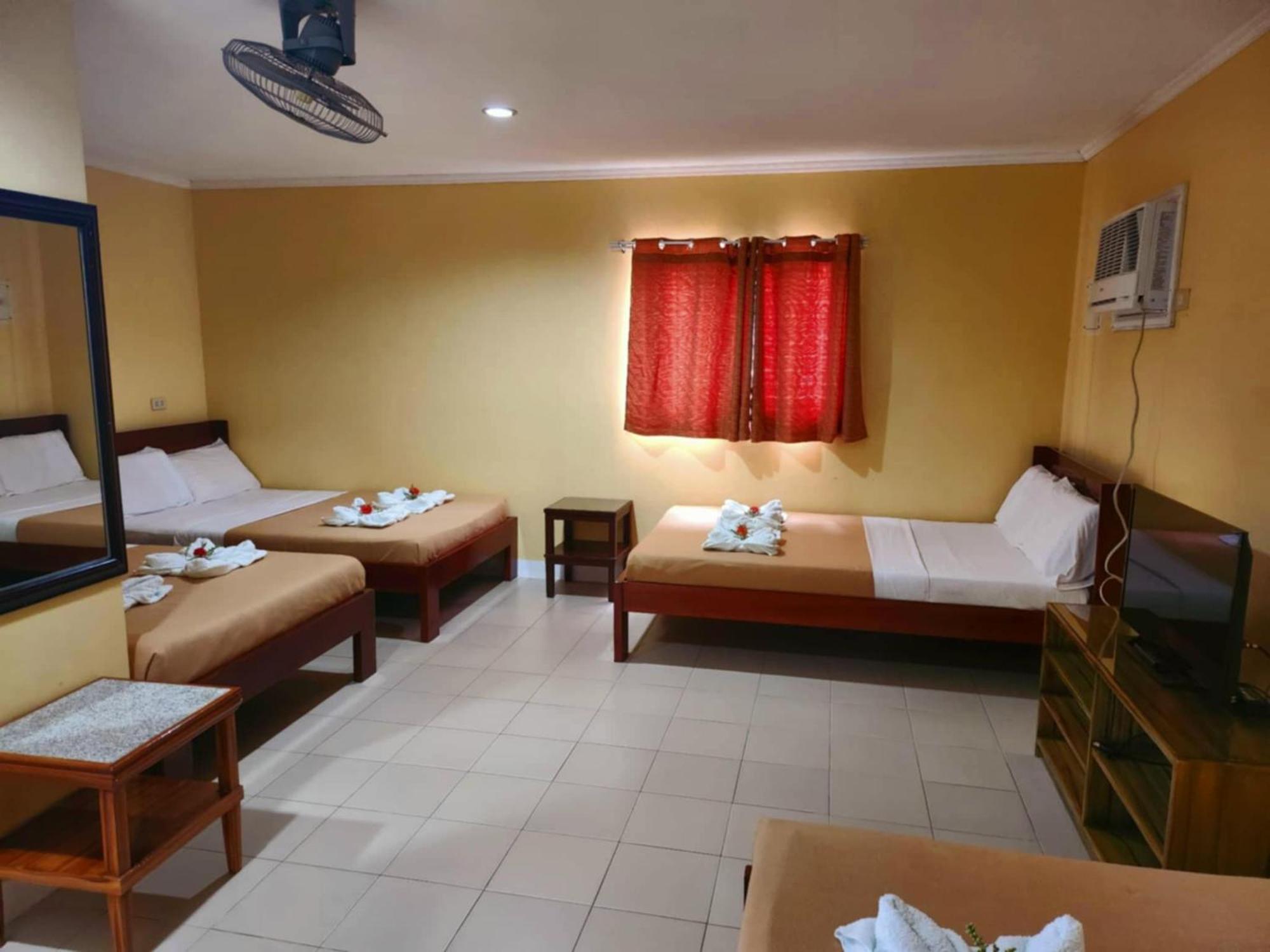 Villa Del Pueblo Inn Panglao Exterior foto