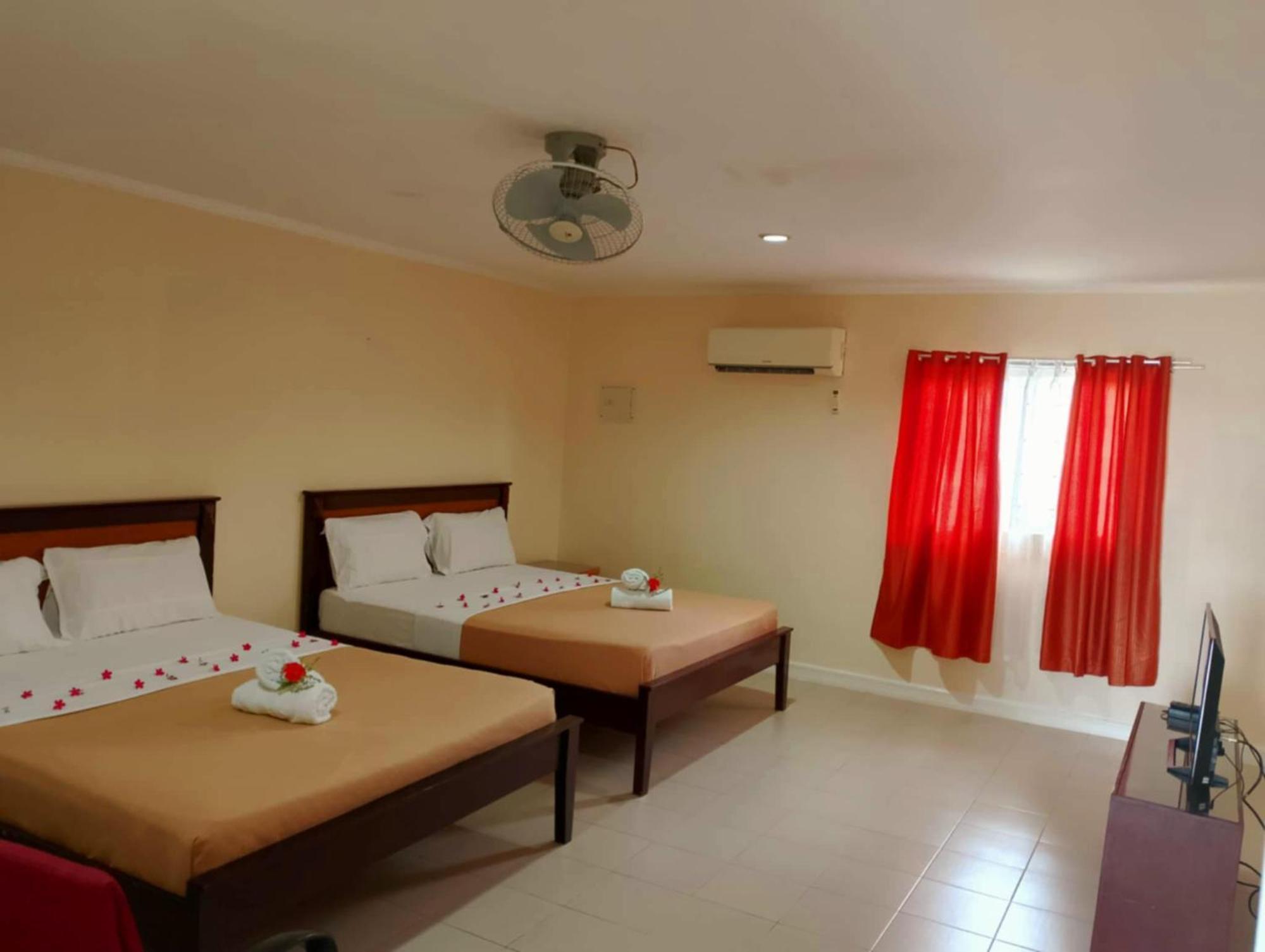 Villa Del Pueblo Inn Panglao Exterior foto