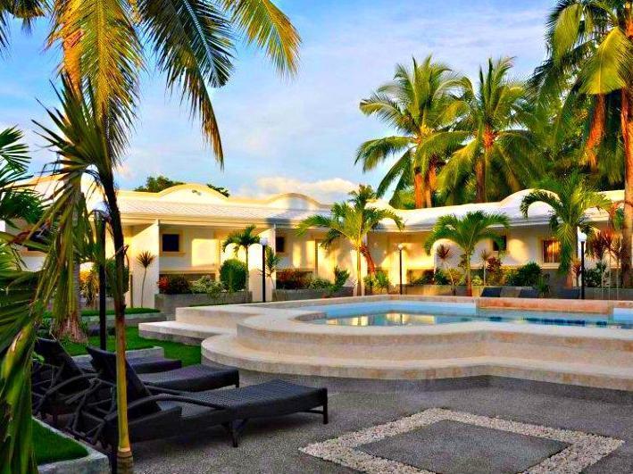 Villa Del Pueblo Inn Panglao Exterior foto