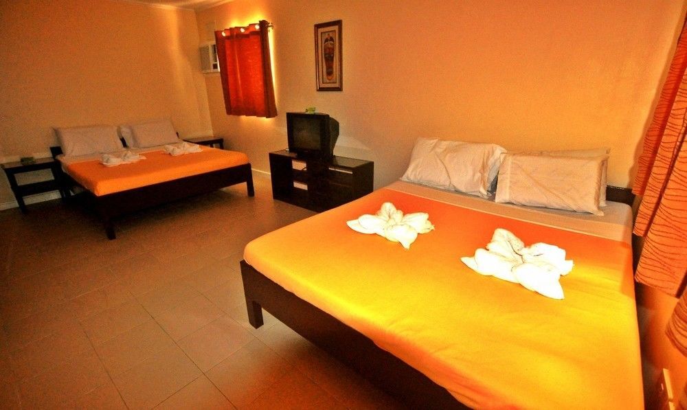 Villa Del Pueblo Inn Panglao Exterior foto